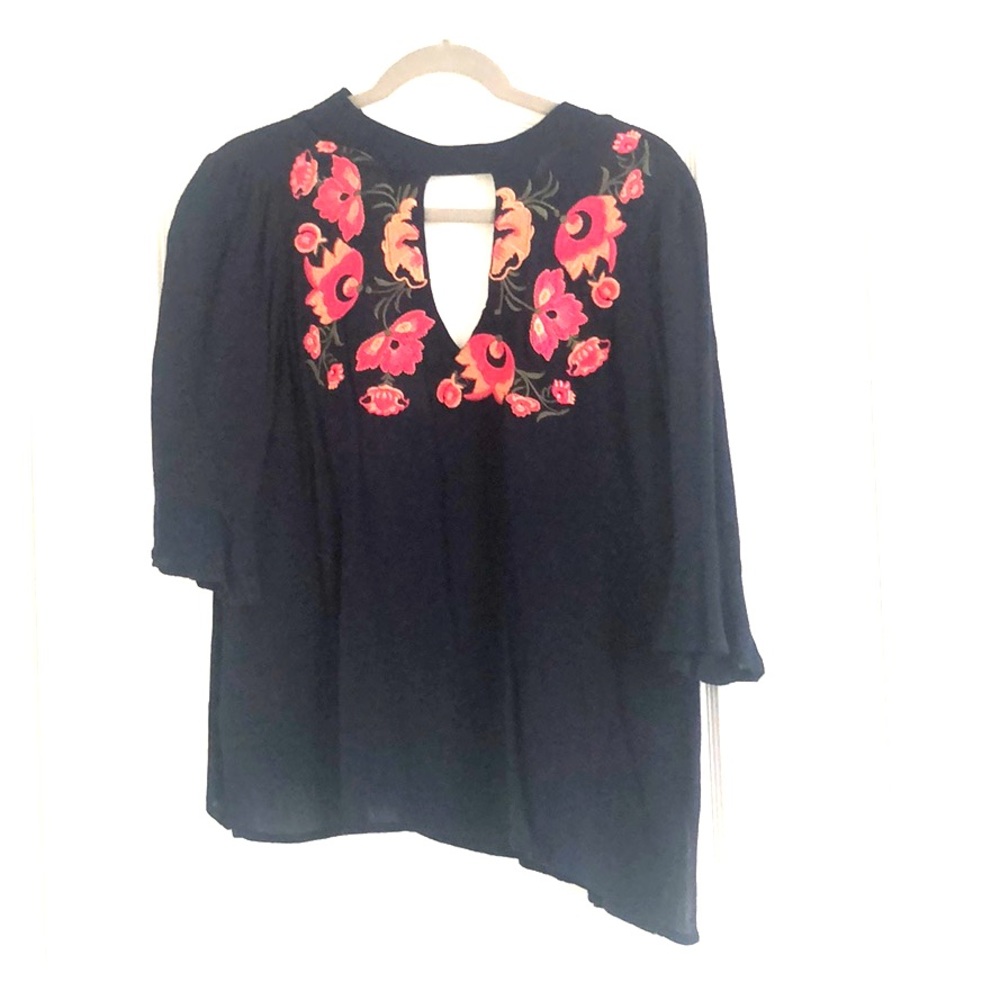 Quarter sleeve shirt